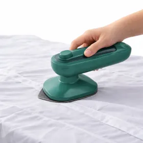 مكواة ملابس صغيرة محمولة موديل ZF688